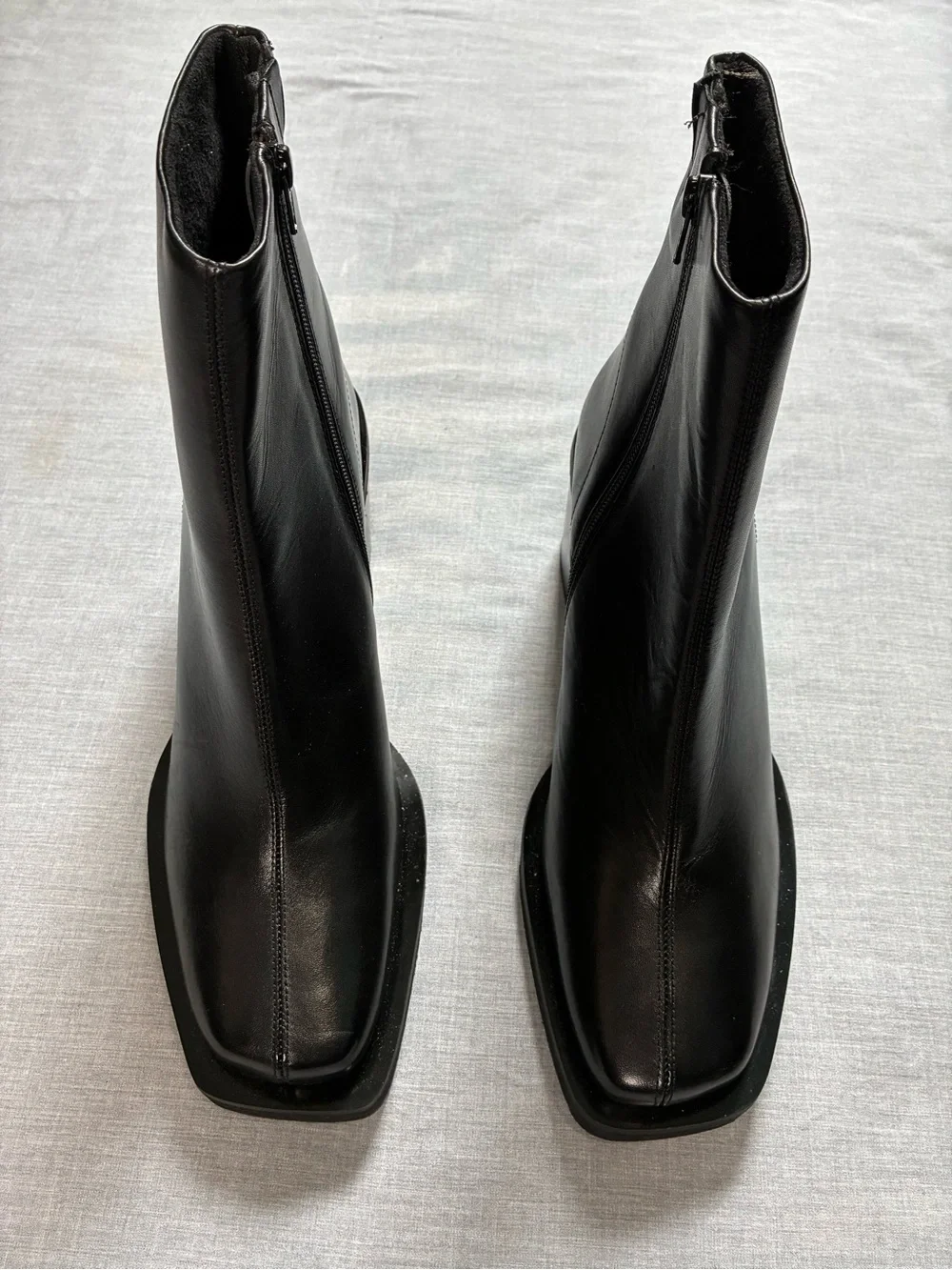 Men’s ASOS Design Heeled Chelsea Black Boots With Angled Toe Size 13